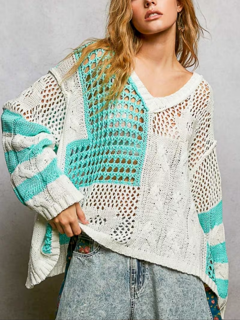 NS75. POL Women's Boho Crochetì V-Neck Sweater in White and Mint